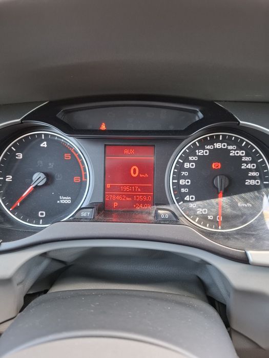 Vând  Audi A4 B8
