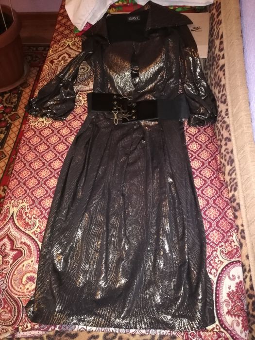 Продам новое вечернее платье