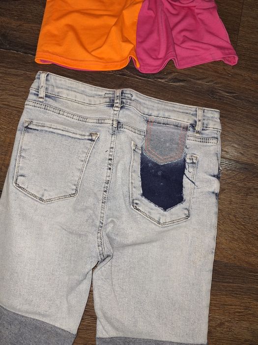 Дамски дънки и тениска