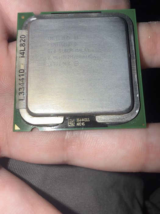 Procesor intel core i4 820 merge si pe PC si pe pentium folosit 3 ani de sime și încă funcționează perfect