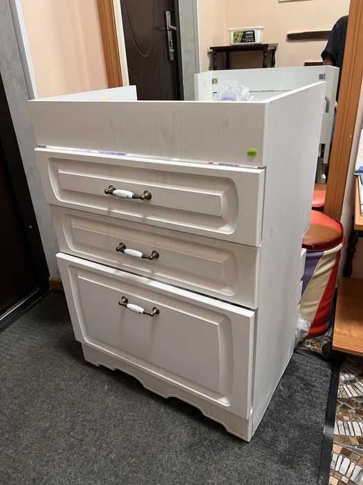 Раковина со шкафом