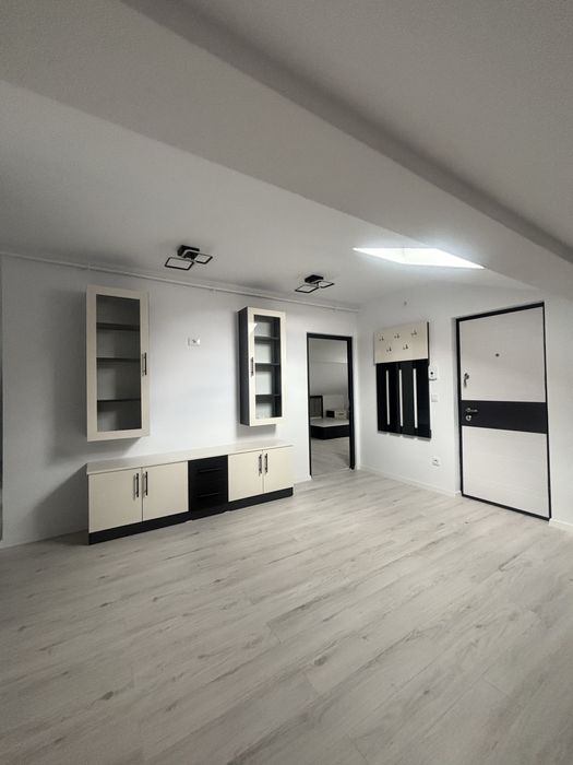 Vând ap. 2/3 cam bloc nou Pașcani