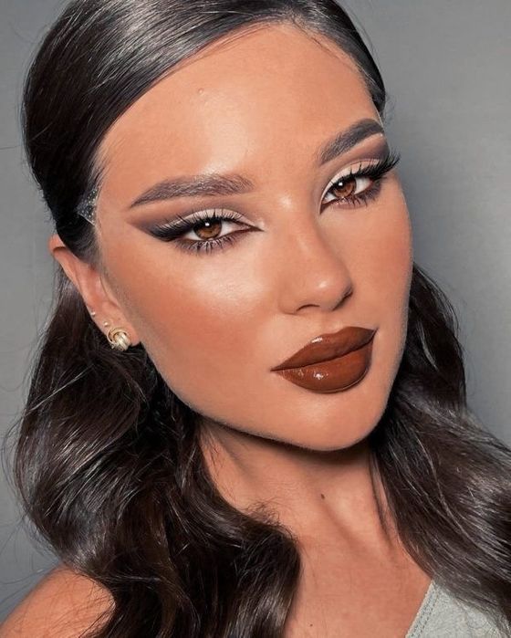 Макияж и прическа