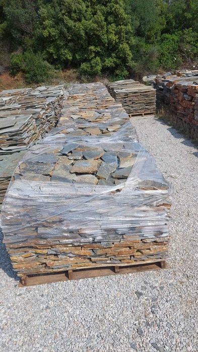 Piatra Naturala de Munte