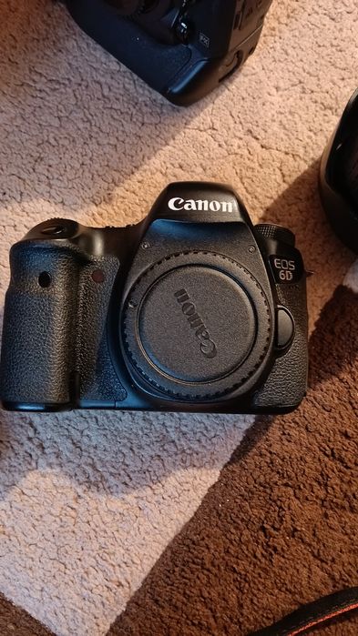Canon 6D Mark i+obiectiv și bliț