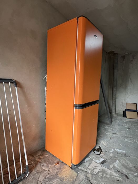 Продам диван и холодильник