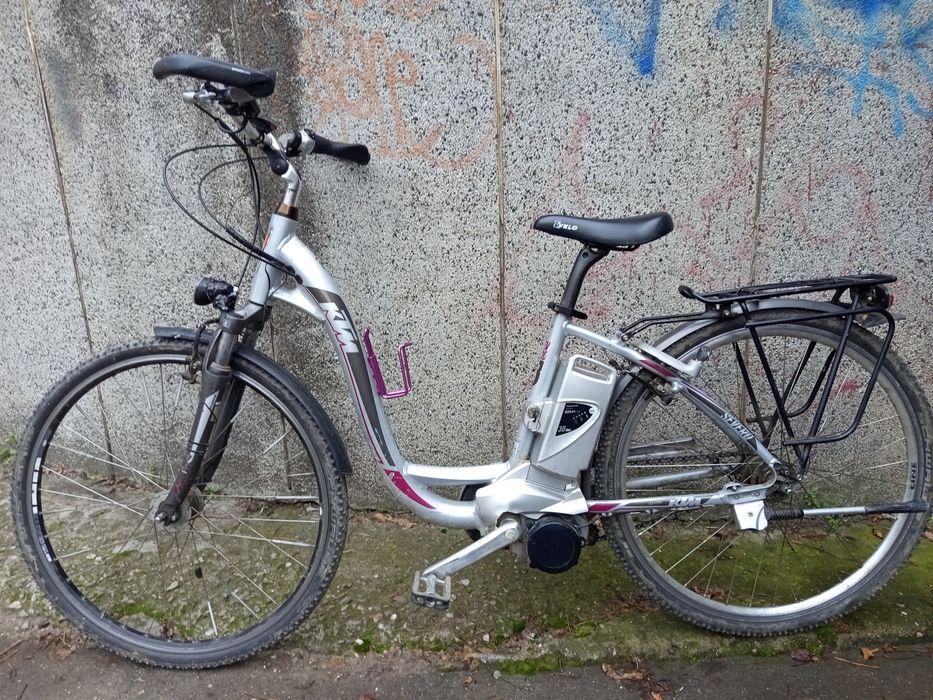 КТМ 28 цола електрически алуминиев велосипед с 7 скорости като  нов