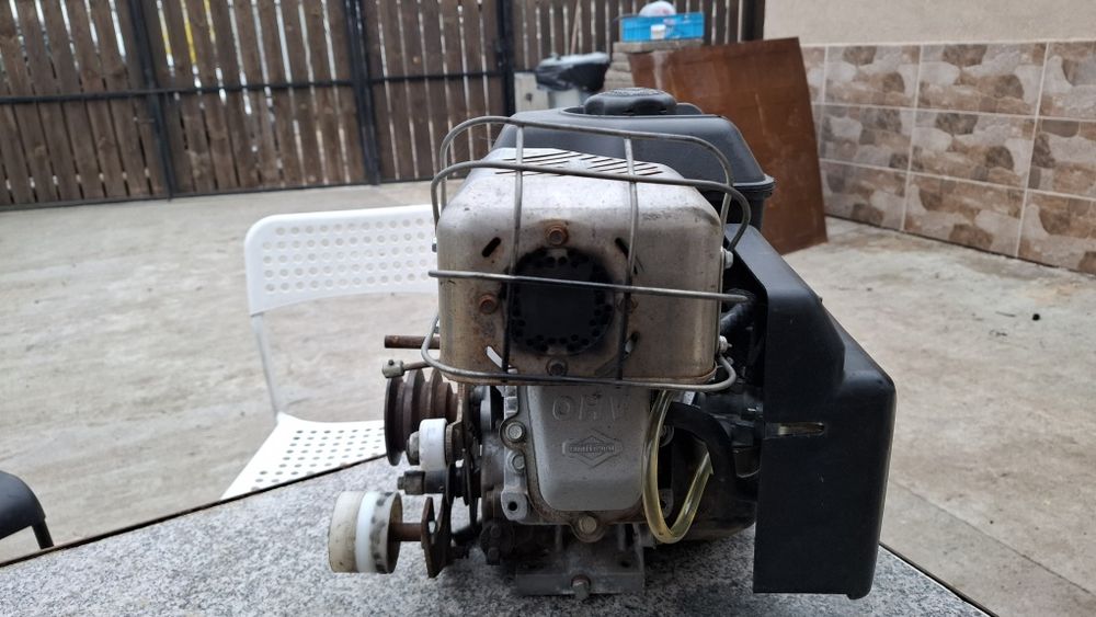 Двигател бригс с два вала за мотофреза