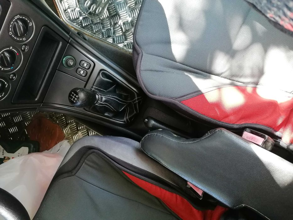 подлакътник за централна конзола