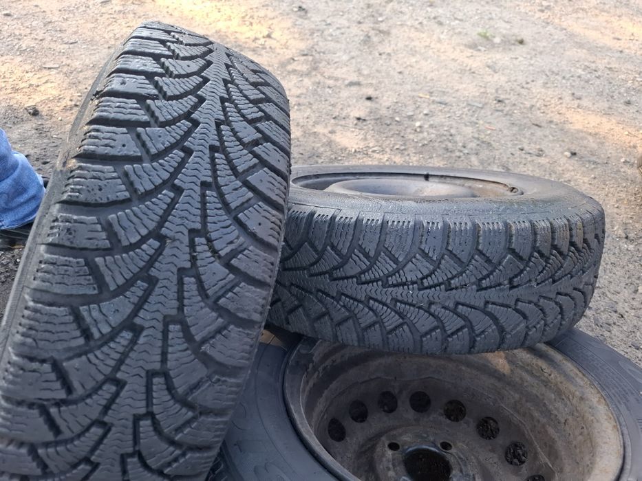 Vand 2 roti R 13 opel vw polo au anvelope 175 70 13 kama m+s ca noi