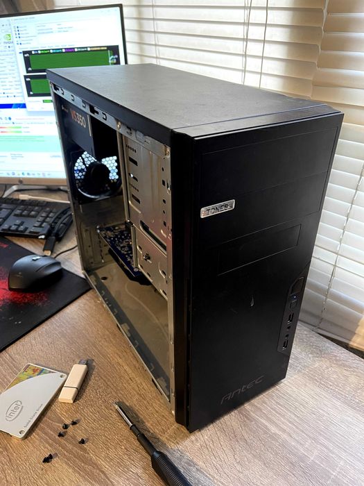 Unitate PC Light Gaming i5-4690 8GB RAM GT 730 2GB SSD 128GB HDD 2TB