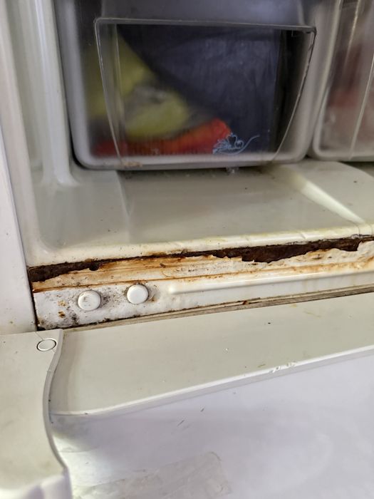 Indesit холодильник рабочий