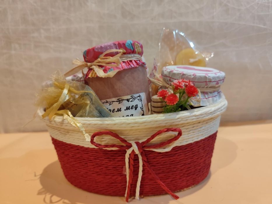 Подаръчна кошница за 8ми март
