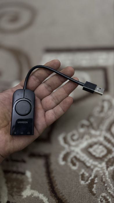 Зауковая карта ugreen, в отличном состоянии