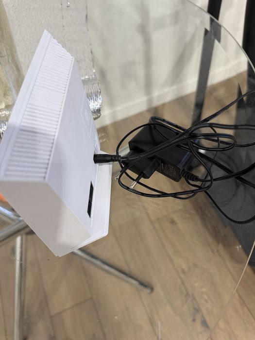 Продам роутер altel