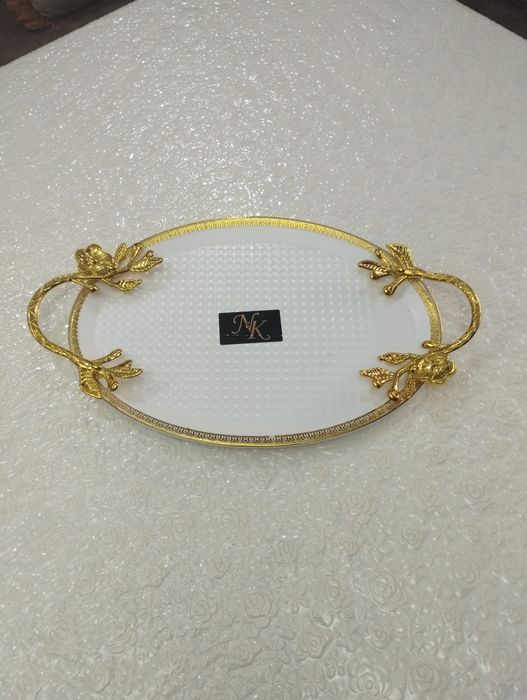 посуда для стола, пластиковая посуда.