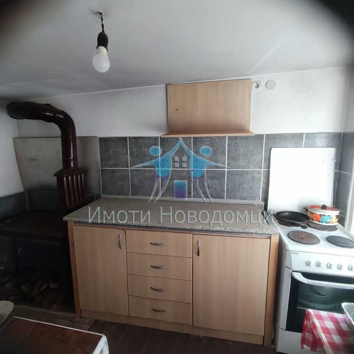 Продава се Къща в Шумен, Пазара - 160 кв.м за 230 €/кв.м - Снимка #3