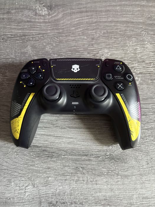 Лимитиран PS5 helldivers DualSense контролер