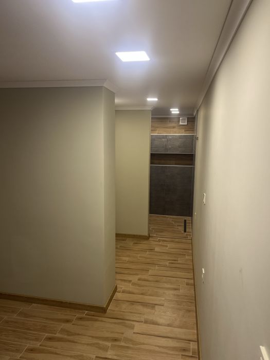 Продава се Тристаен апартамент в Варна, Базар Левски - 80 кв.м за 2175 €/кв.м - Снимка #10