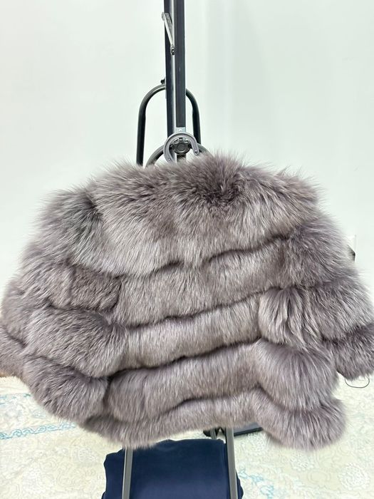 Шубы, двухсторонные, песец, длинные