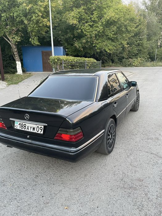 Mersedes-benz w124 2 рест 2,8 обьем