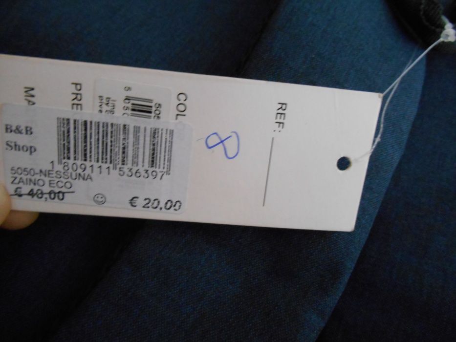 Продавам ергономична раница с две отделения с цип и капак за отв/затв