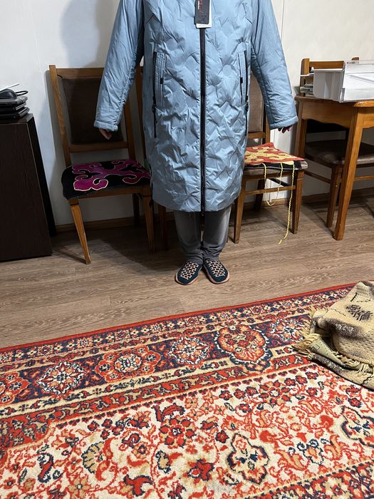 Продаю женскую куртку