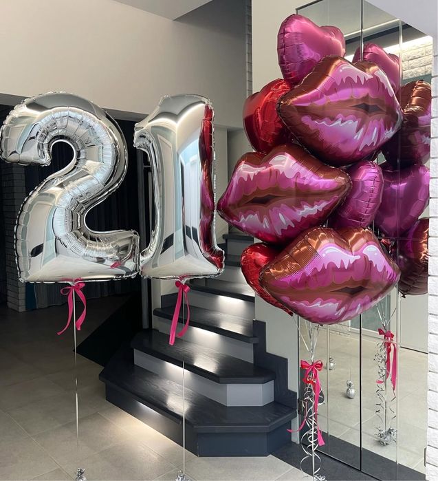 Шары с цифрами — срочно