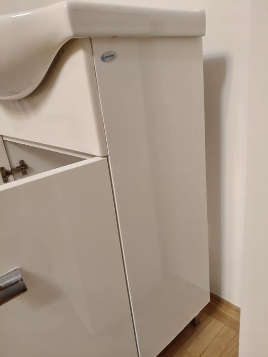 Chiuveta baie și masca