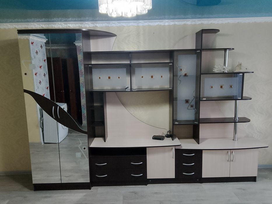 Продам стенку, состояние хорошее