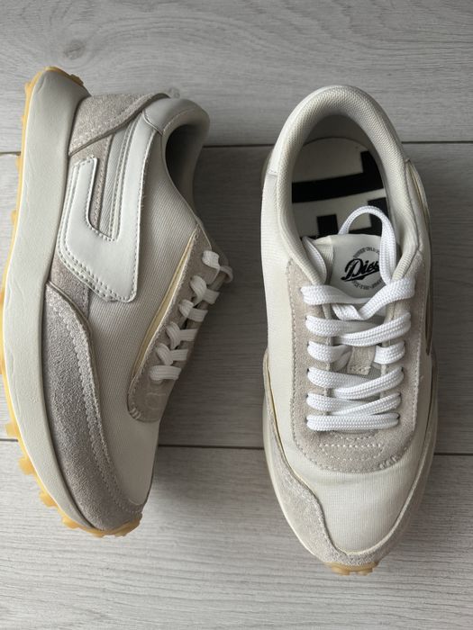 Adidasi Diesel crem noi