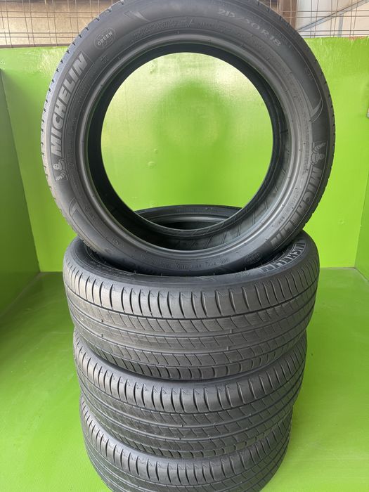 215/50/18 Michelin