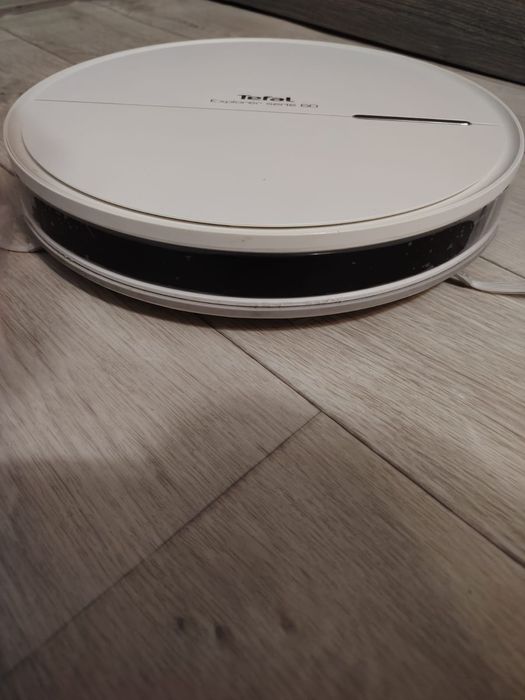 Продам новый робот пылесос
