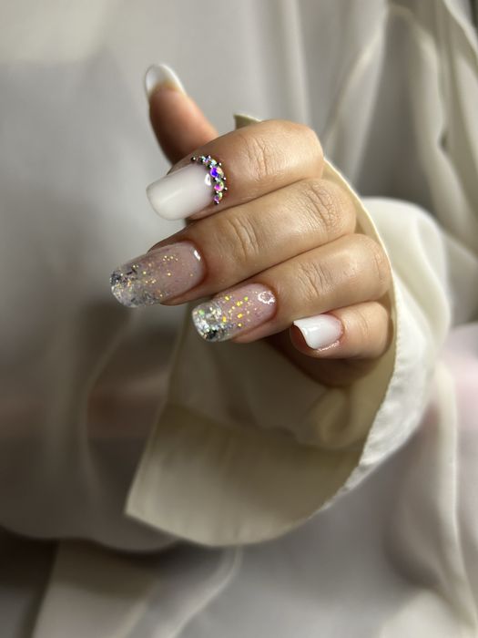 Aplic unghii cu gel si semipermanent targoviste