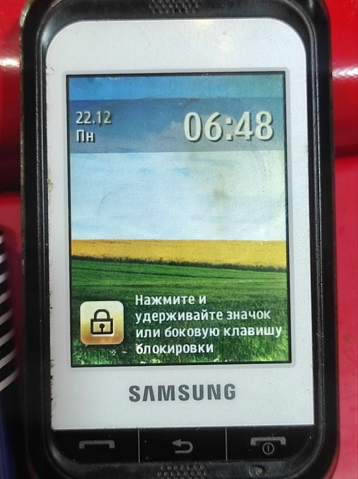 SAMSUNG GT-C3300i Мобильный телефон