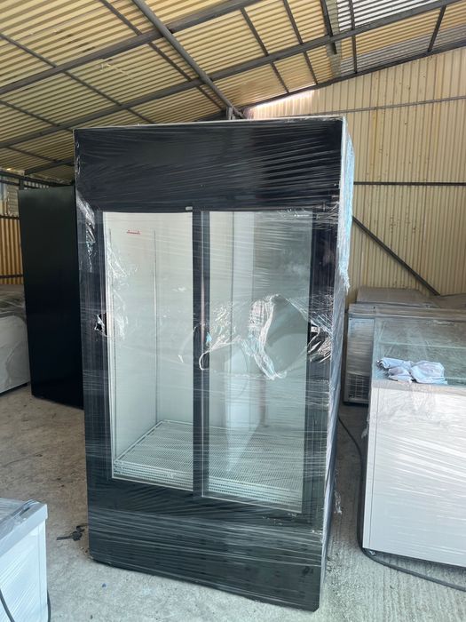 Vitri a frigorifica cu 2 usi pentru racoritoare