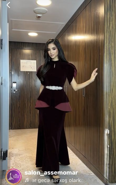 Продам платье из королевского бархата