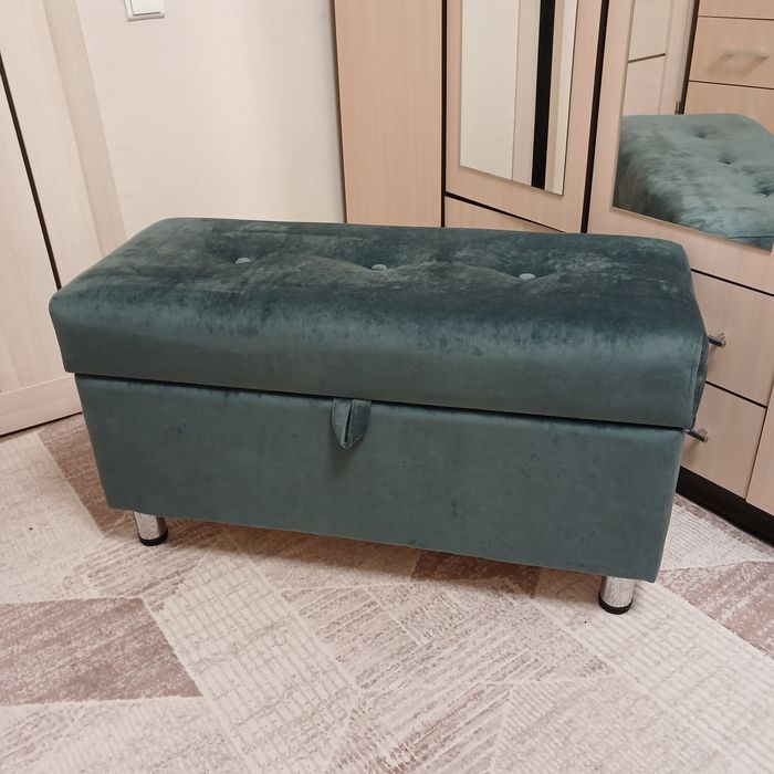 Продам стул в прихожую