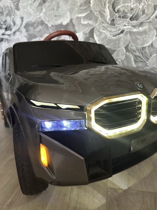 Детская машинка BMW