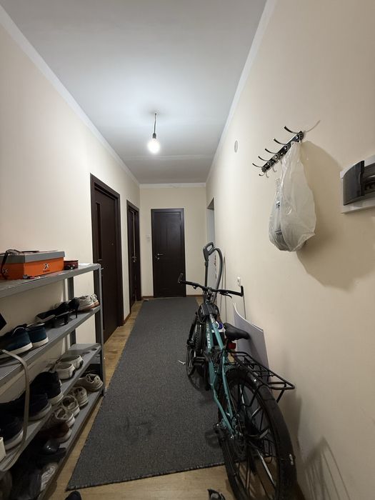 Сергели 9 худуд 2 хона 1- этаж магазин килса хам булади