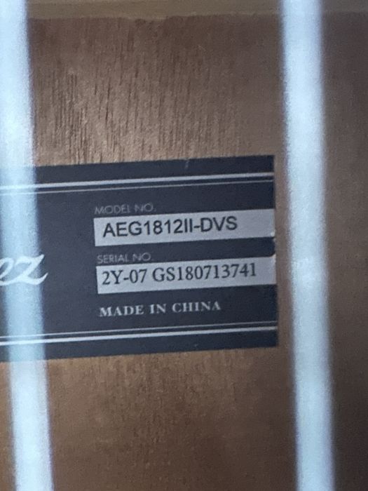 Vand chitara electro acustica Ibanez 12 corzi