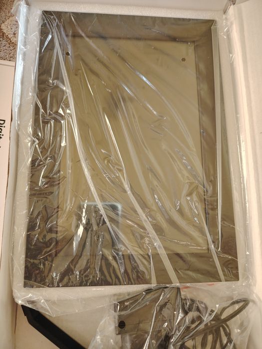 Ramă foto digitală"10