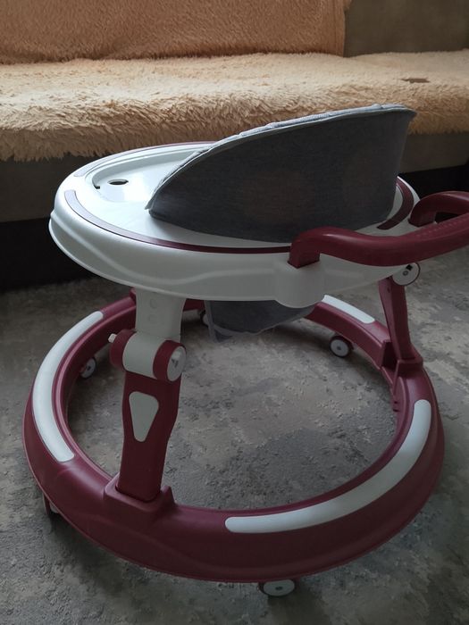 Продам ходунки 6000