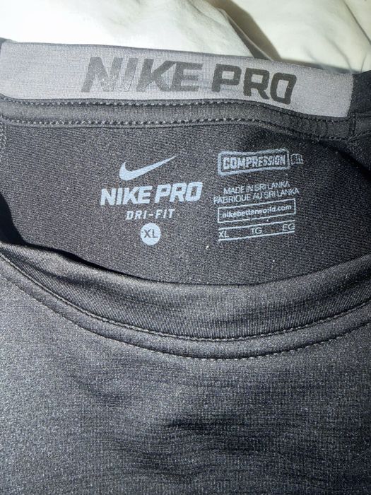nike pro тренировачна блуза