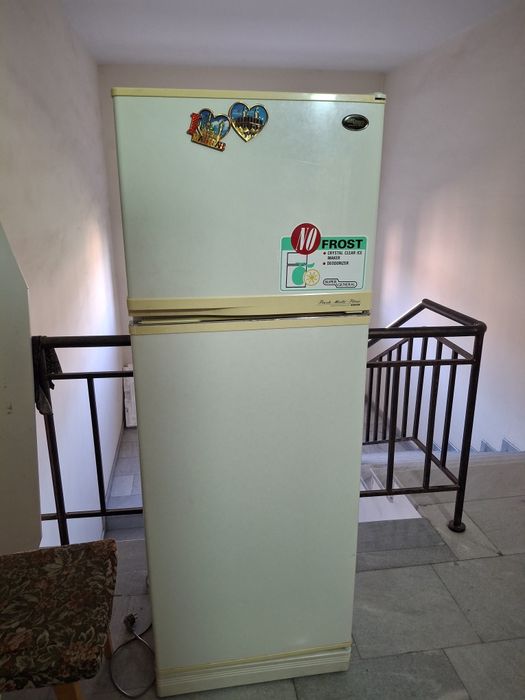 Продаю холодильник