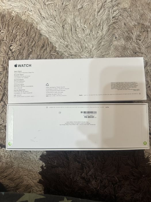 Vand Apple Watch Series 11 (46mm) Space Gray Aluminum - NOU in cutie