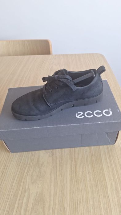 Продам обувь ECCO