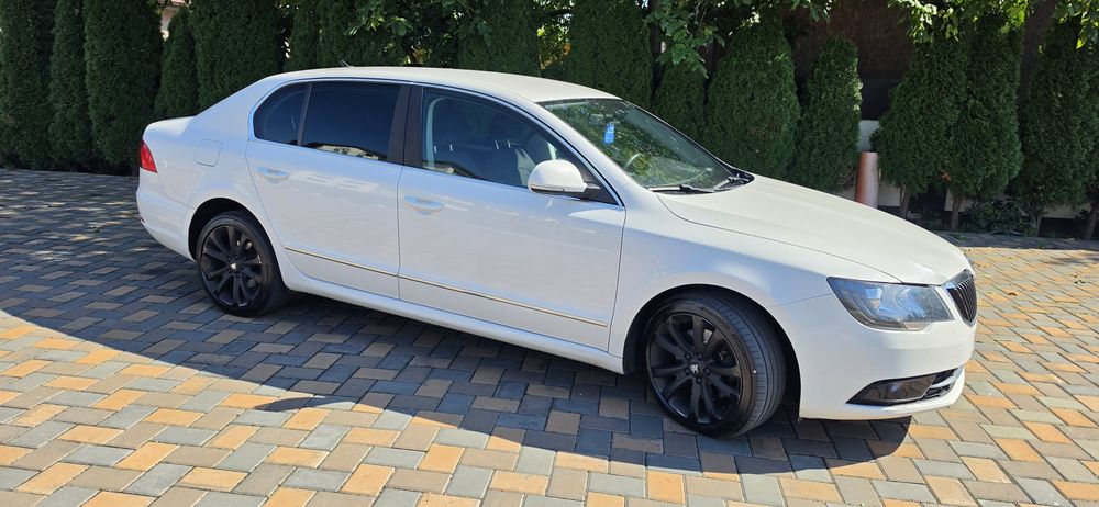 SKODA Superb 2015 — imagine 4