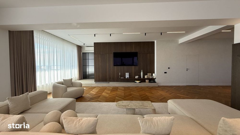 Penthouse pe bune, 5 camere, vedere la Mare si la Lac, 5 parcari subte