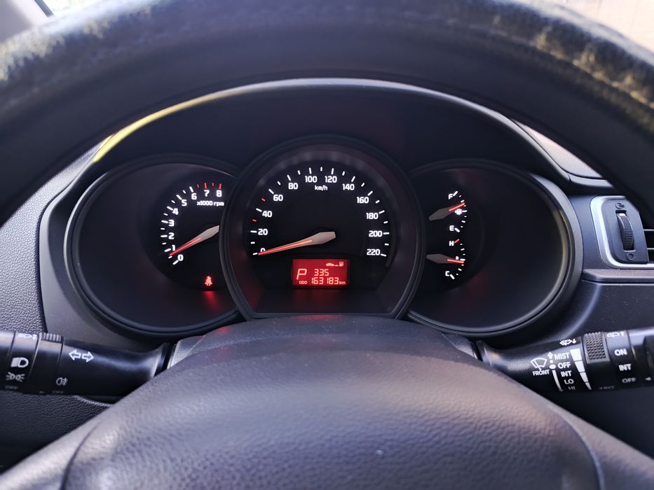 Продам автомобиль KIA RIO